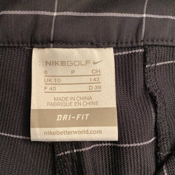 Nike Golf shorts - Picture 2 of 3